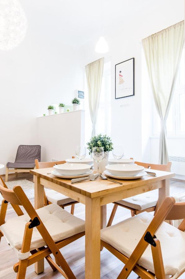 N28 Deluxe Apartment Budapest Extérieur photo